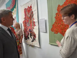 Вышитую карту Нижегородской области представили на всероссийском фестивале «Вышитая Россия»